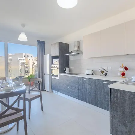 Spacious Brand New 3 Bdr 2bth Bugibba Apartment