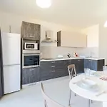 Spacious Brand New 3 Bdr 2bth Bugibba *