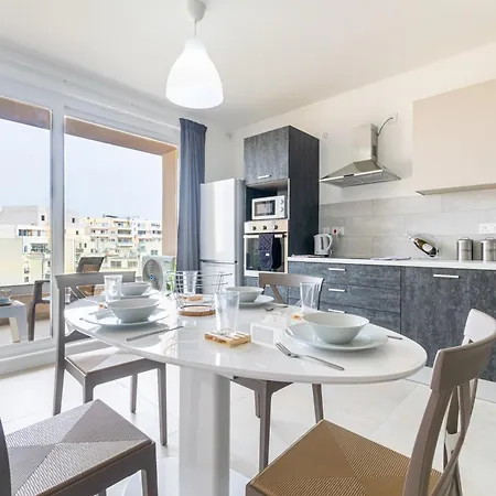 Spacious Brand New 3 Bdr 2bth Bugibba Apartment