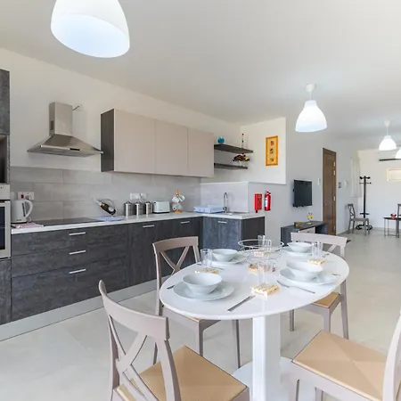Spacious Brand New 3 Bdr 2bth Bugibba *