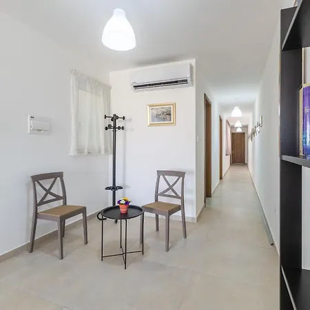 Spacious Brand New 3 Bdr 2bth Bugibba St. Paul's Bay