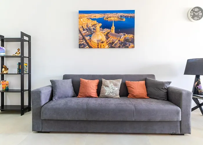 Spacious Brand New 3 Bdr 2bth Bugibba * St. Paul's Bay