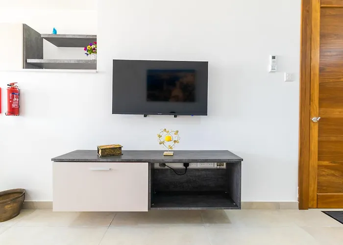 Spacious Brand New 3 Bdr 2bth Bugibba * St. Paul's Bay