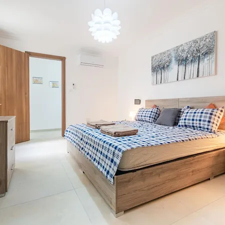 Spacious Brand New 3 Bdr 2bth Bugibba Daire St. Paul's Bay