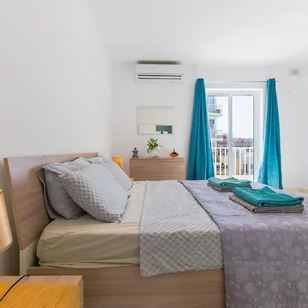 Daire Spacious Brand New 3 Bdr 2bth Bugibba St. Paul's Bay