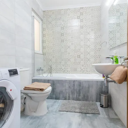 Daire Spacious Brand New 3 Bdr 2bth Bugibba St. Paul's Bay